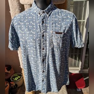Lira shirt